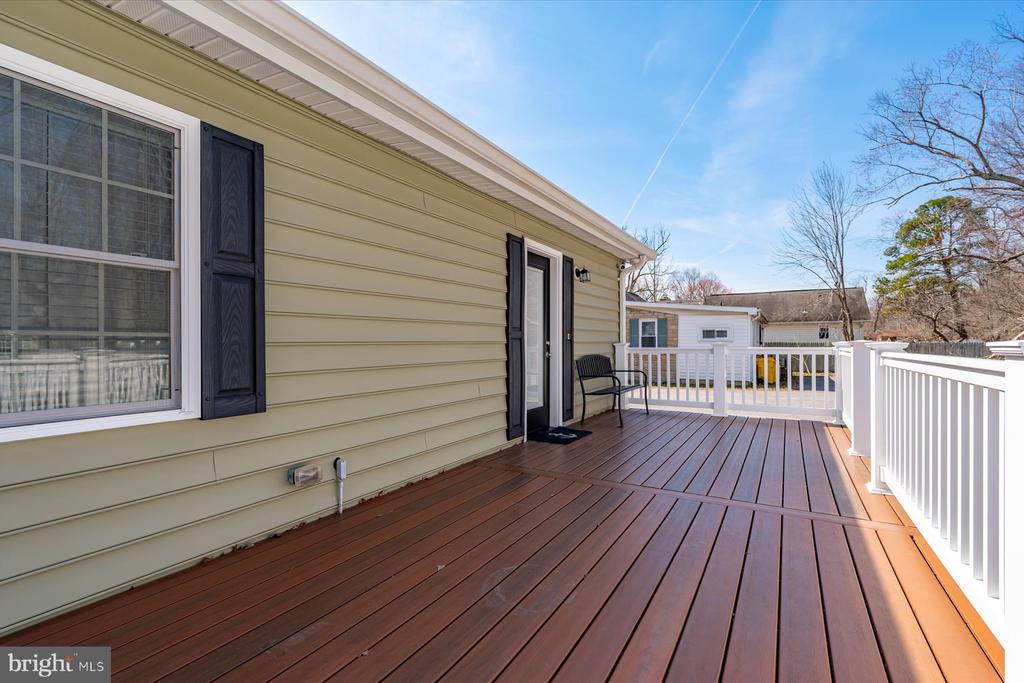 5646 DEALE CHURCHTON ROAD