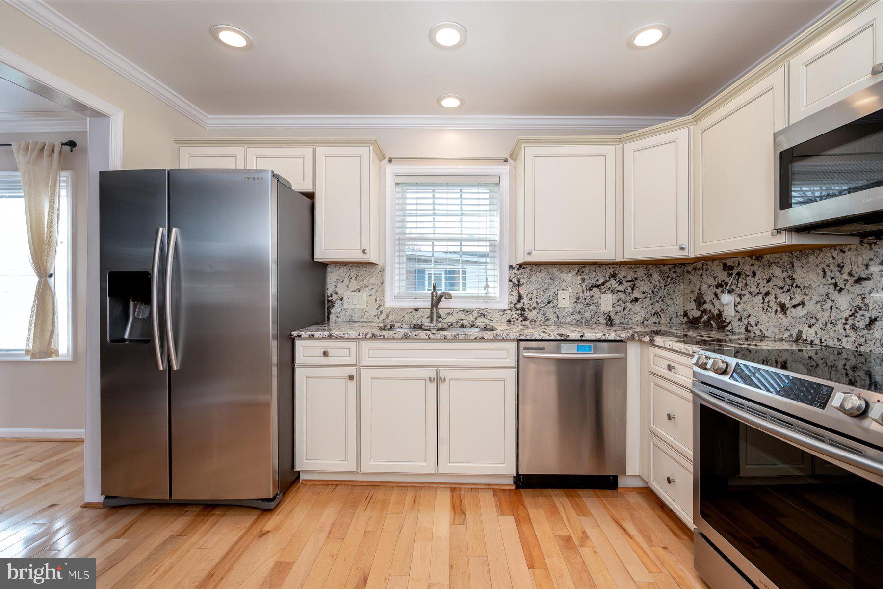 5646 DEALE CHURCHTON ROAD