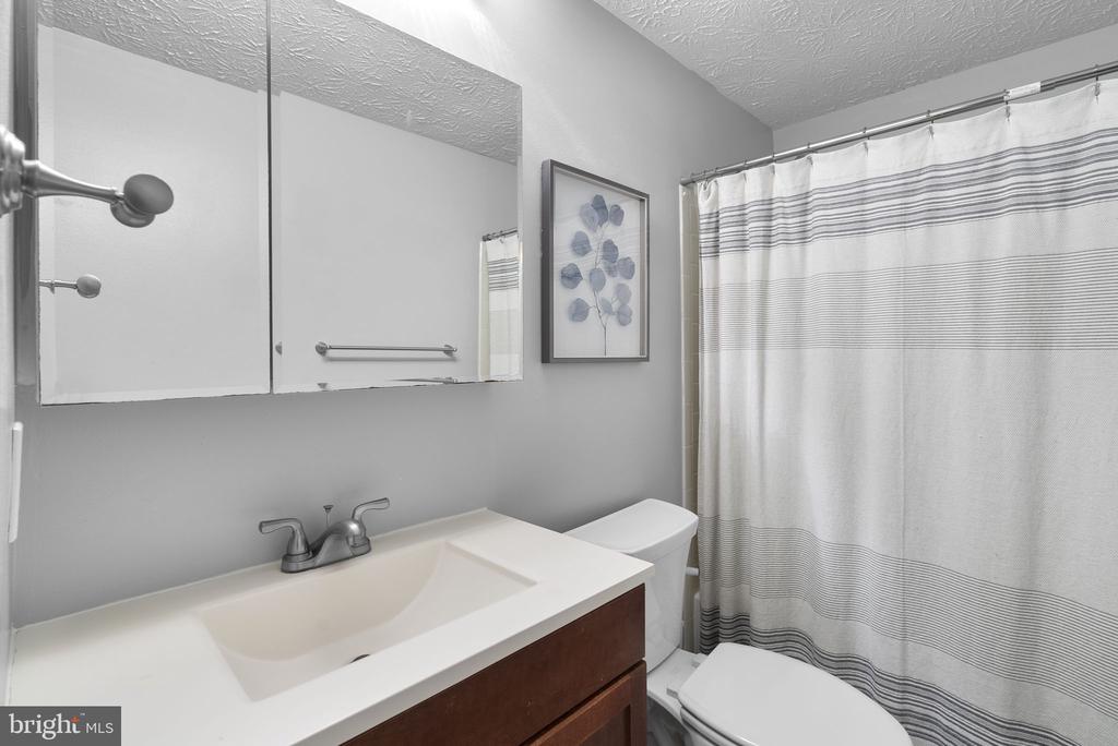 1176 WHITE CORAL COURT