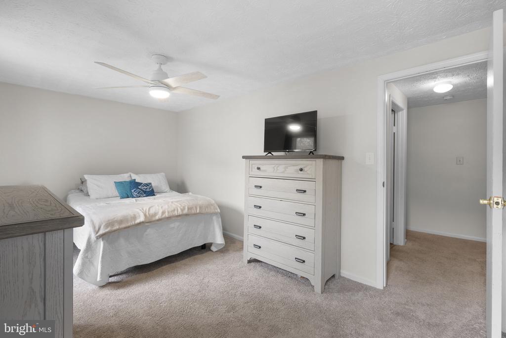 1176 WHITE CORAL COURT