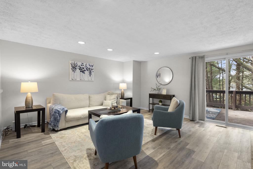 1176 WHITE CORAL COURT