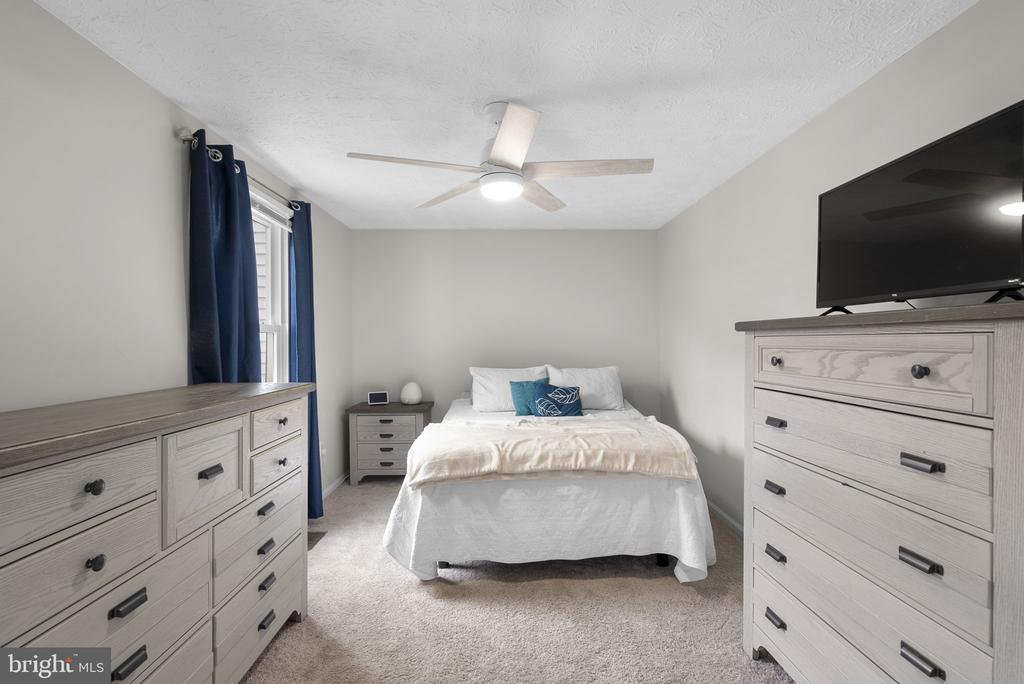 1176 WHITE CORAL COURT