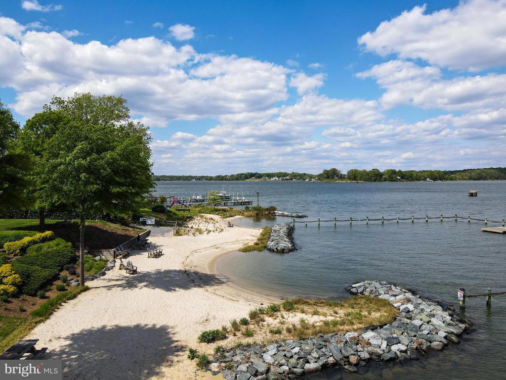 3542 LOCH HAVEN DRIVE