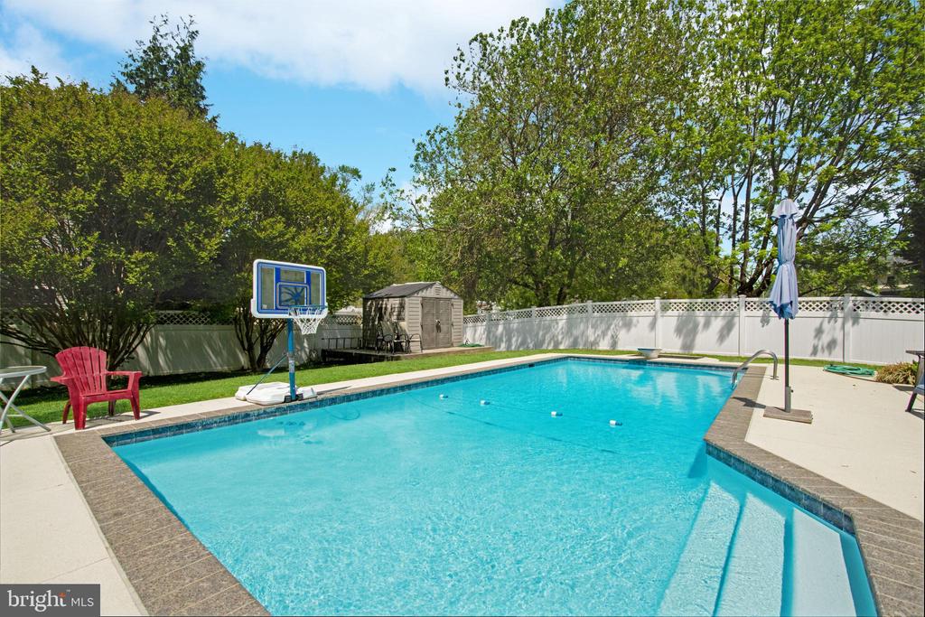 3542 LOCH HAVEN DRIVE