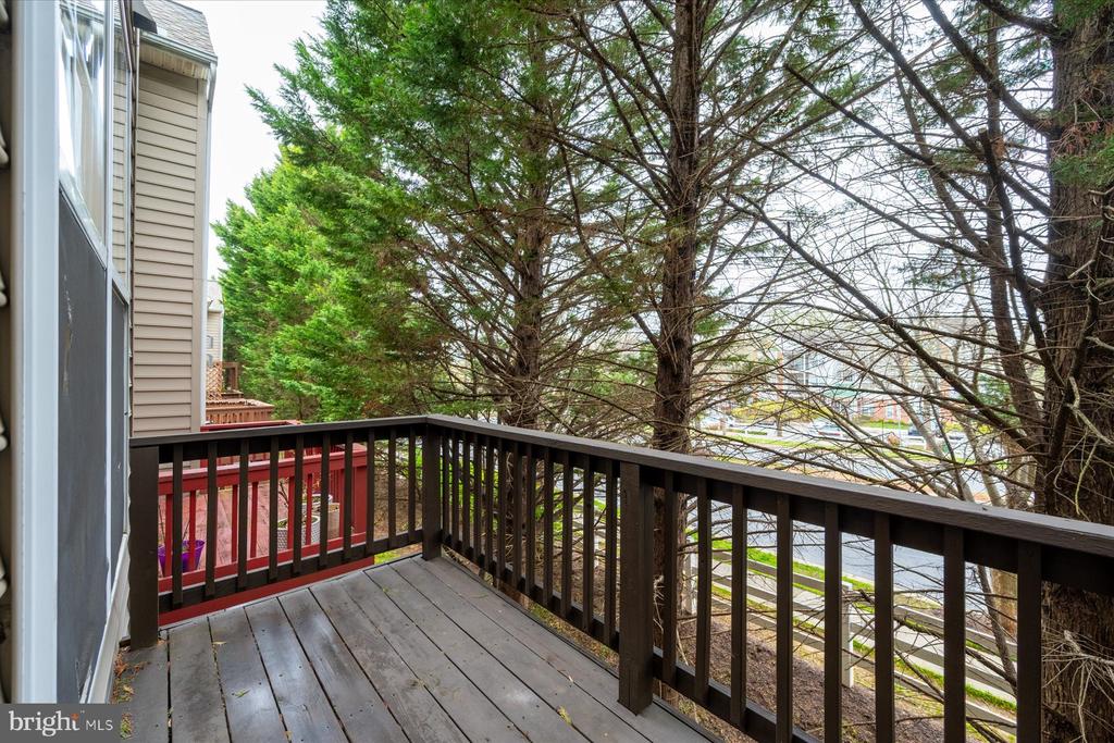 77 HARBOUR HEIGHTS DRIVE 77