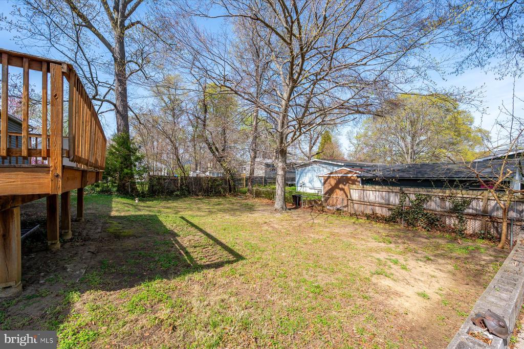 1713 LONGWOOD ROAD