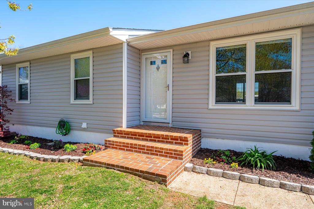 1603 CANANARO COURT