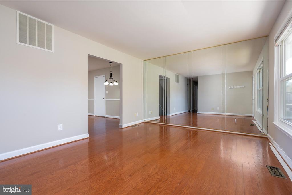 1603 CANANARO COURT