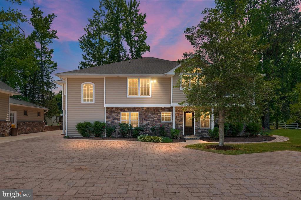401 BEACH DRIVE
