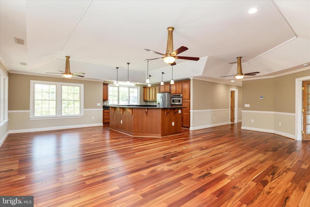 401 BEACH DRIVE