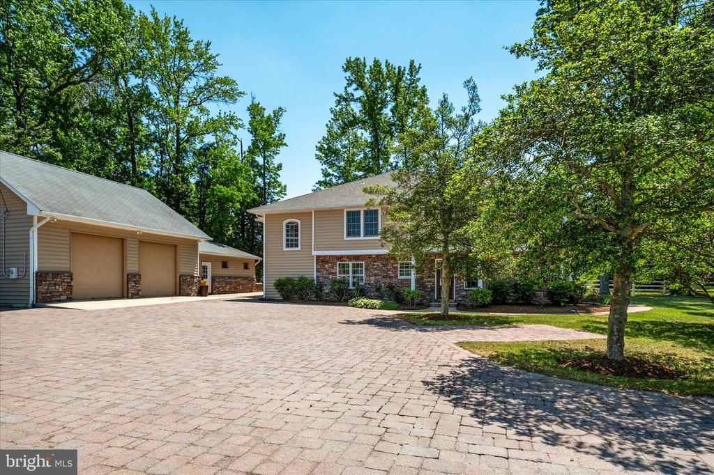 401 BEACH DRIVE