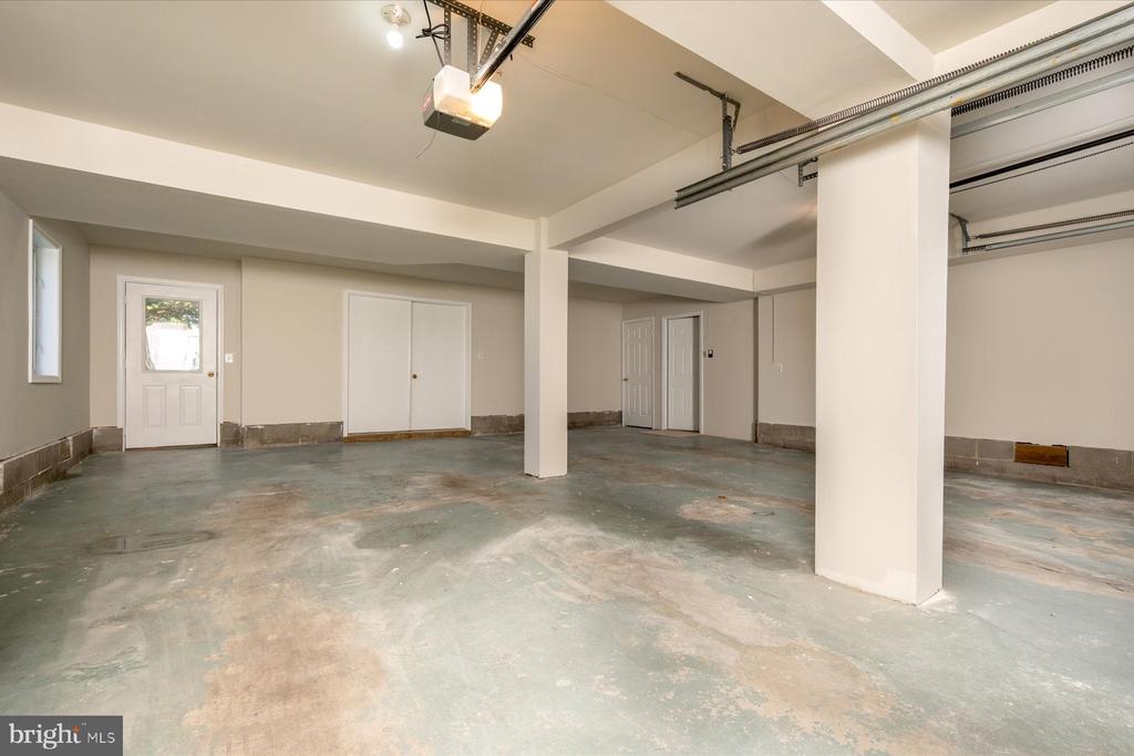 1100 PACA DRIVE
