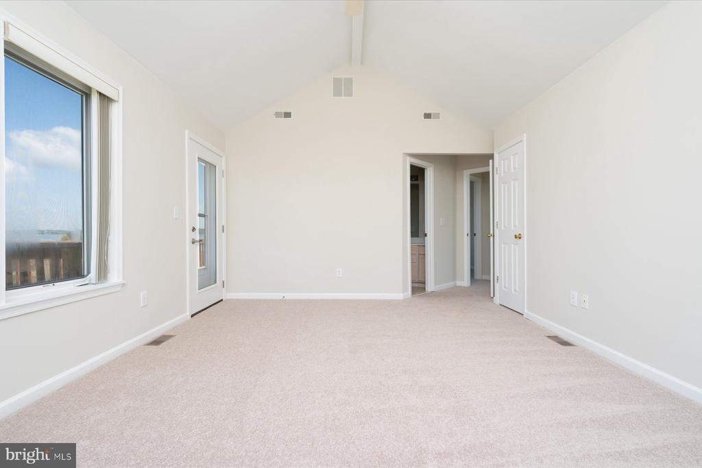1100 PACA DRIVE