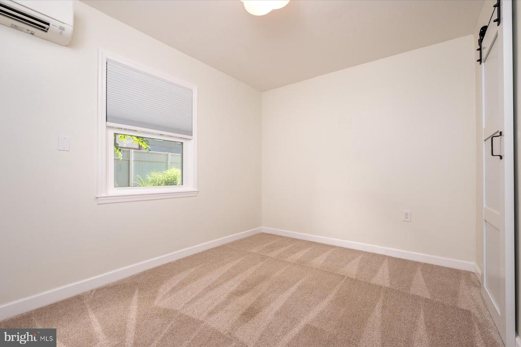 2033 SHORE DRIVE