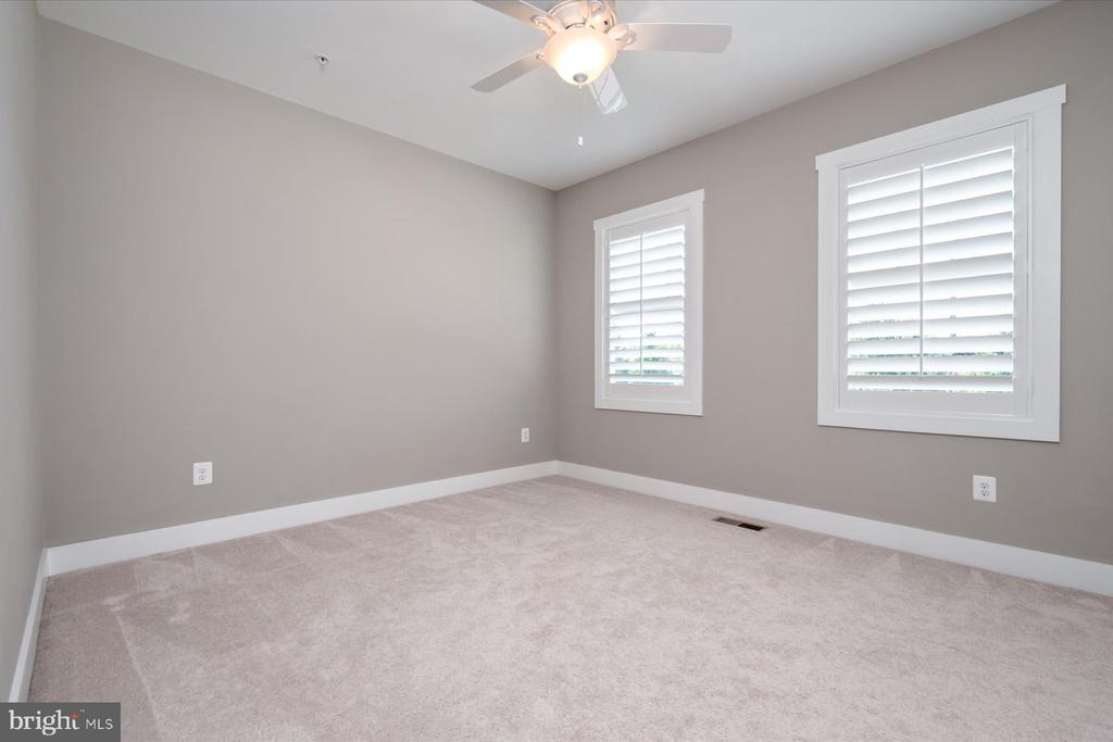108 MARQUISE LANE