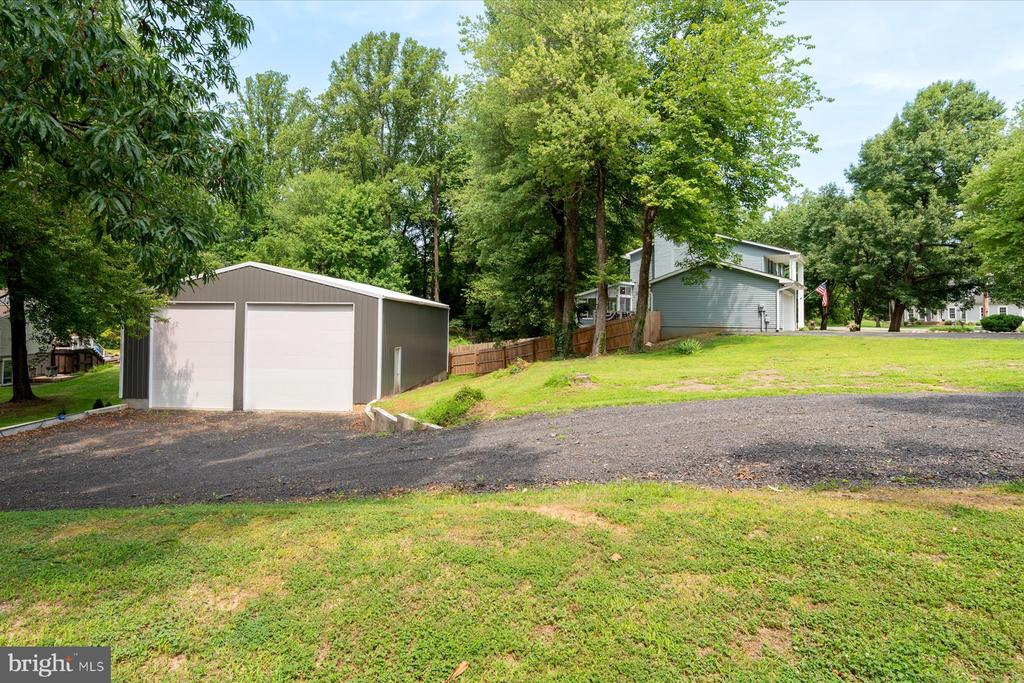 136 COLLINGTON COURT