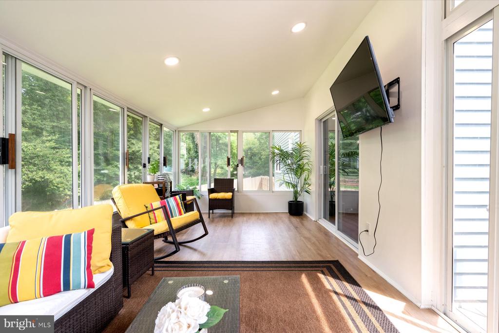 136 COLLINGTON COURT