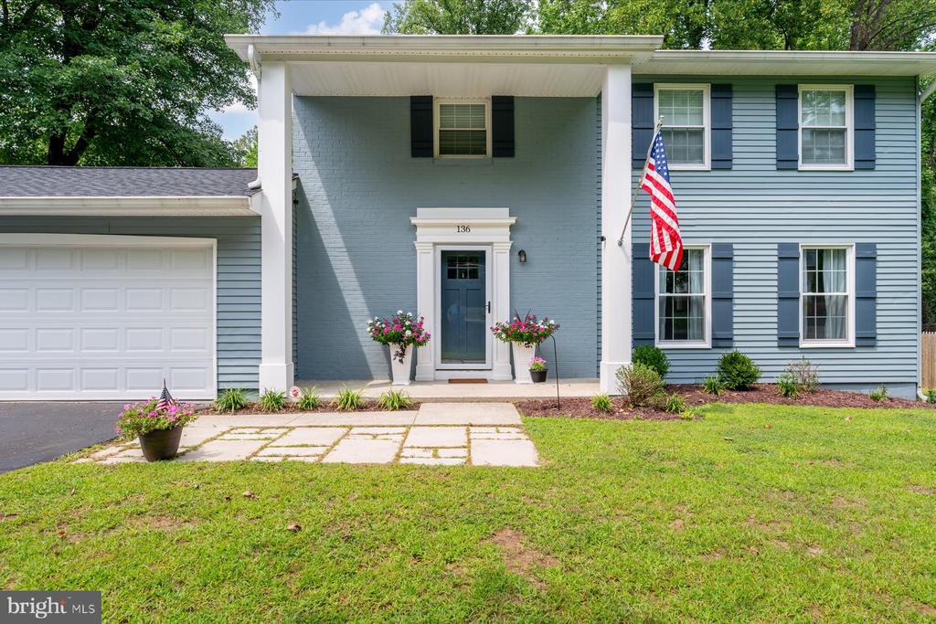 136 COLLINGTON COURT