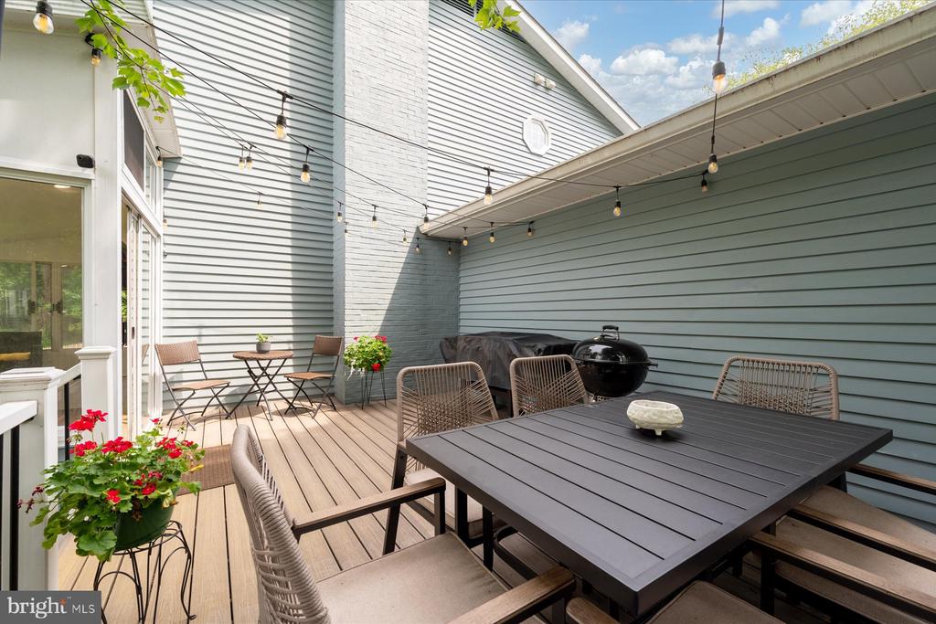 136 COLLINGTON COURT