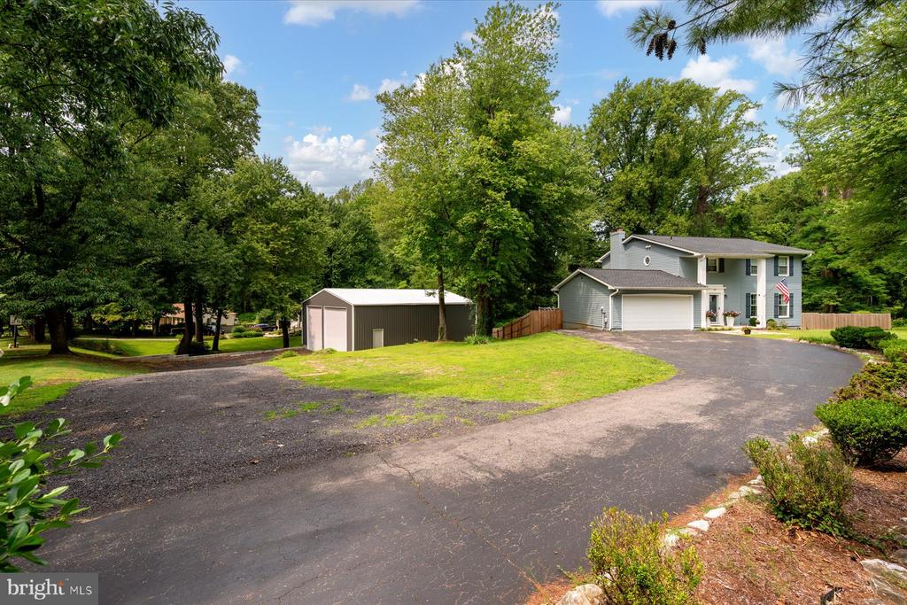 136 COLLINGTON COURT