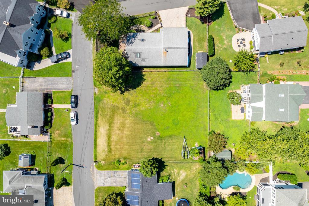 3725 RAMSEY DRIVE