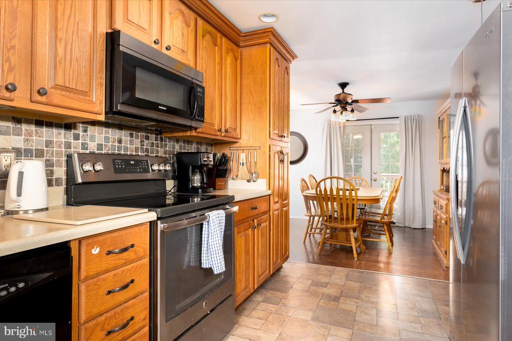 522 KENORA DRIVE