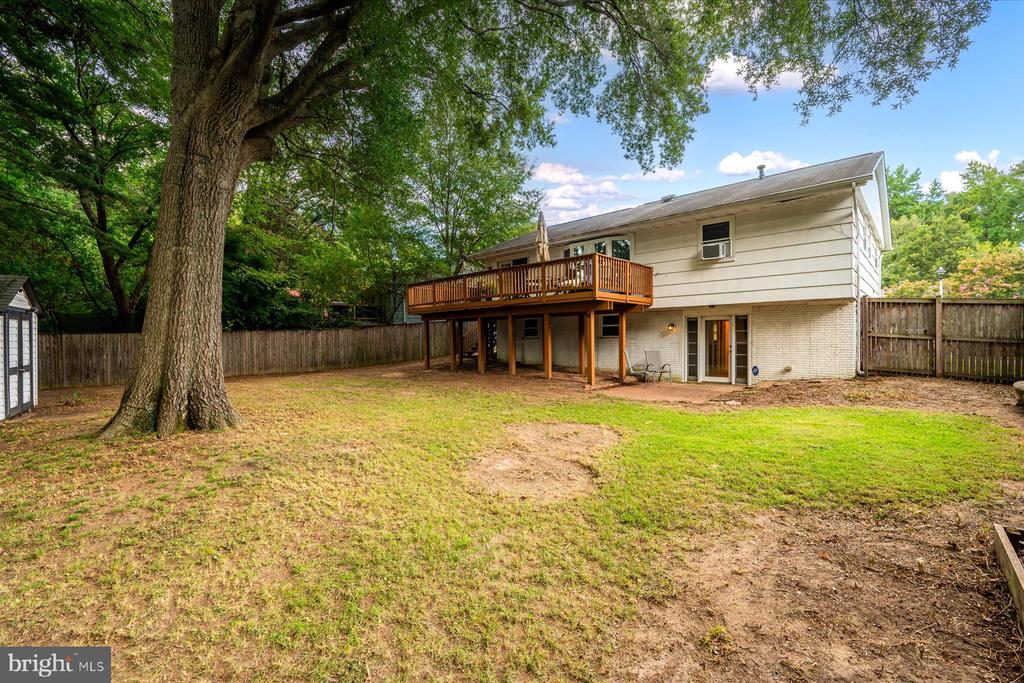 522 KENORA DRIVE