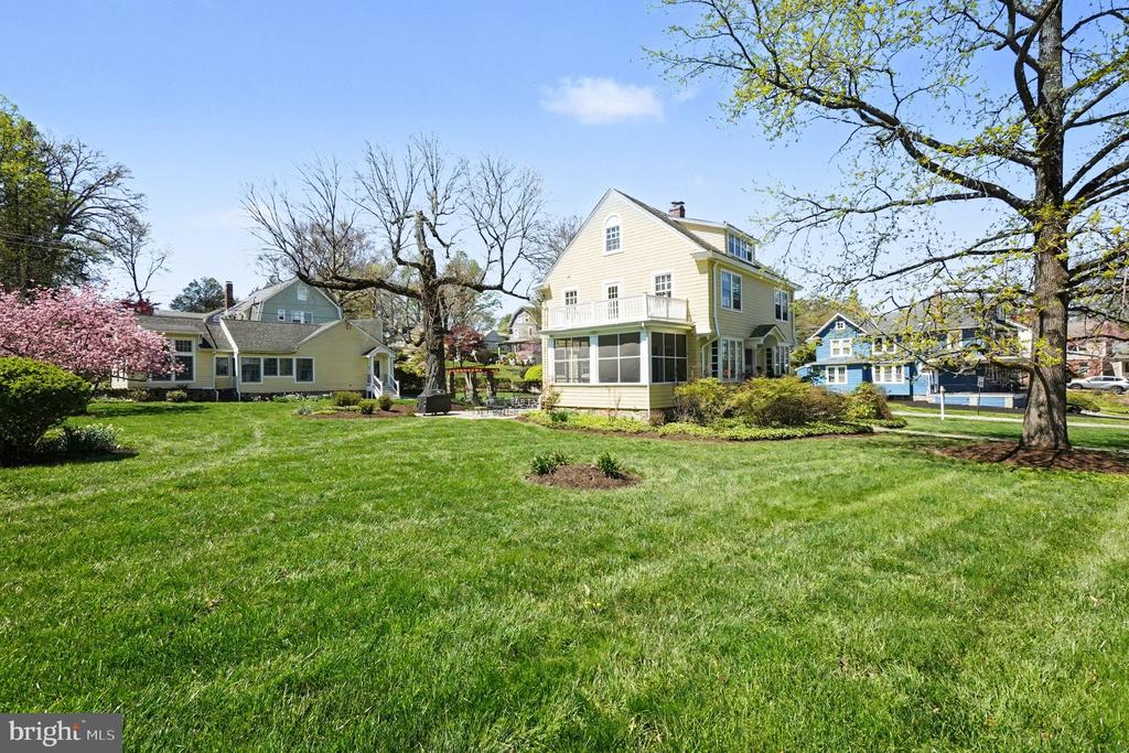 5616 CROSS COUNTRY BOULEVARD