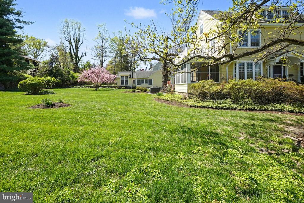 5616 CROSS COUNTRY BOULEVARD