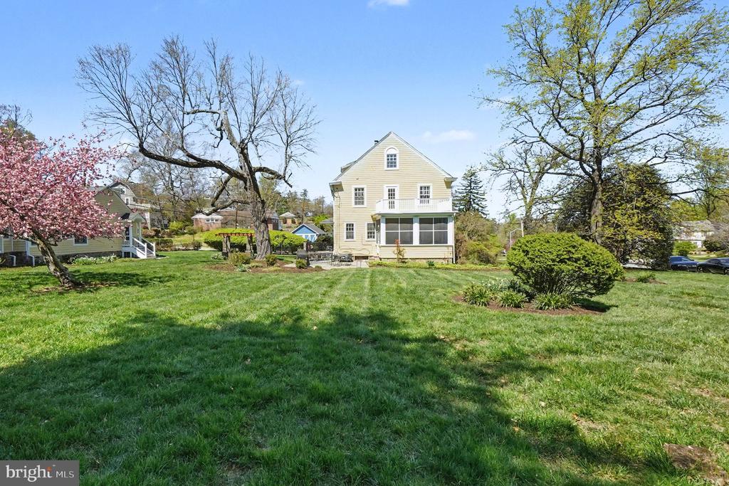 5616 CROSS COUNTRY BOULEVARD