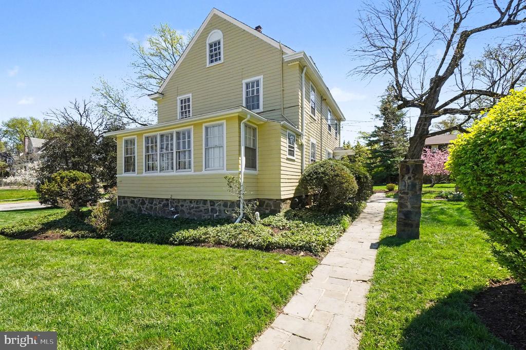 5616 CROSS COUNTRY BOULEVARD