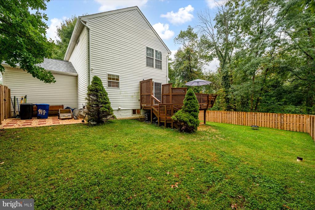 417 Samanthas Ct