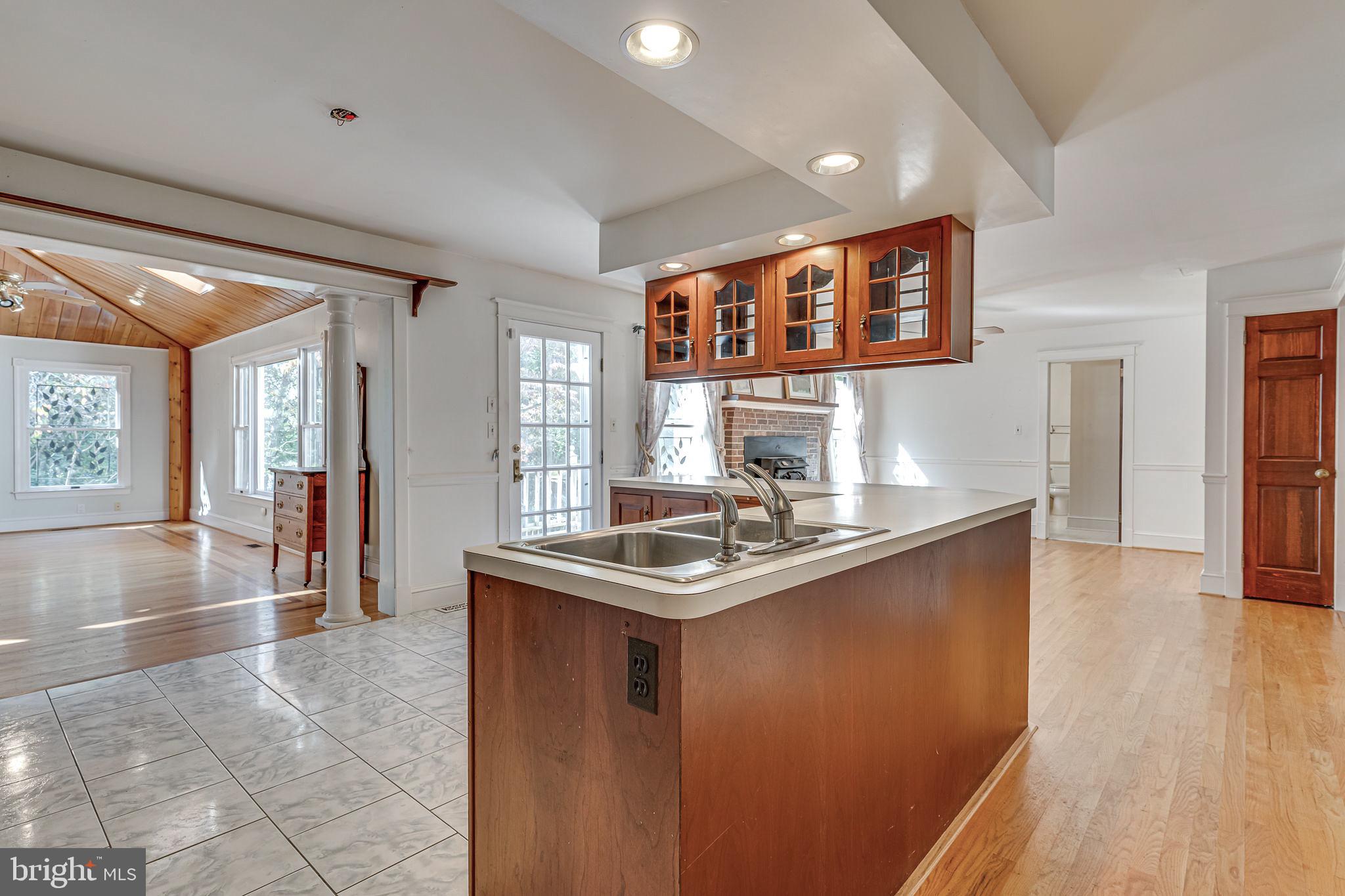 3331 Holland Cliffs Rd