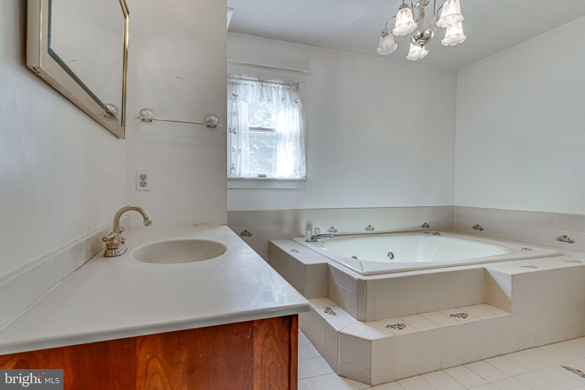 3331 Holland Cliffs Rd