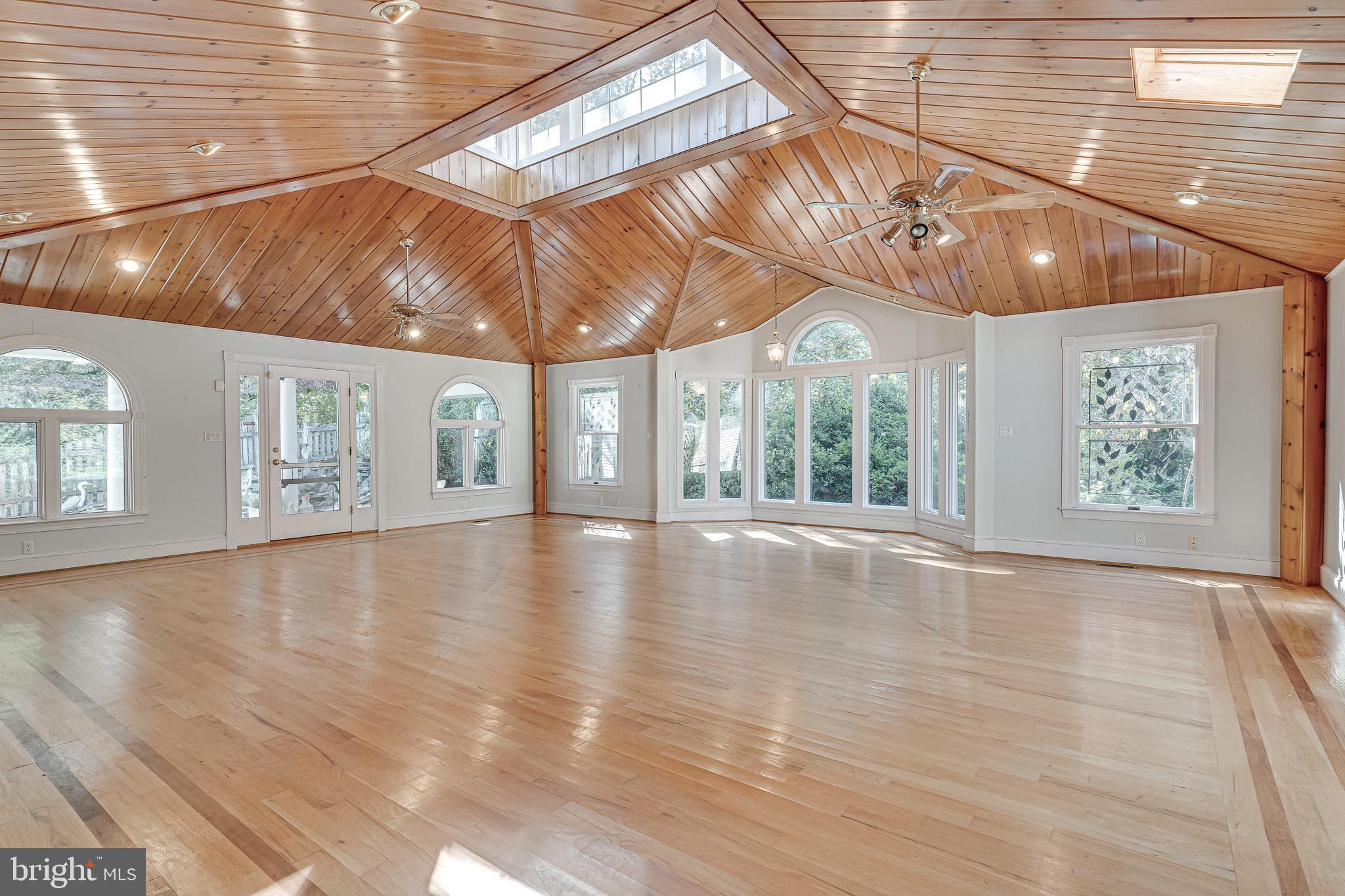 3331 Holland Cliffs Rd