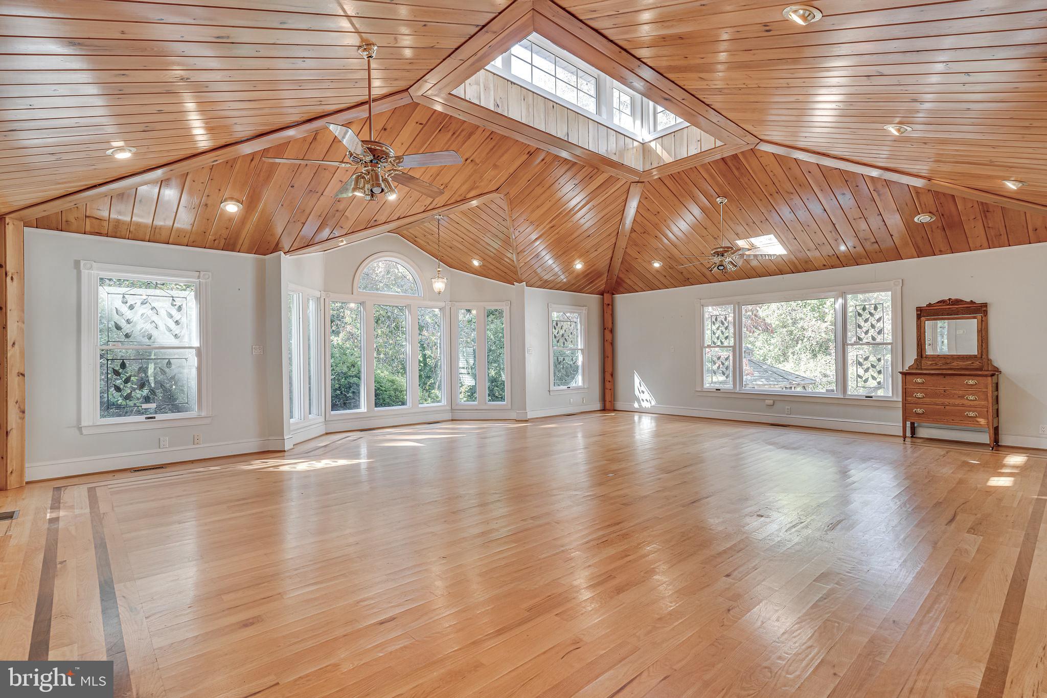 3331 Holland Cliffs Rd