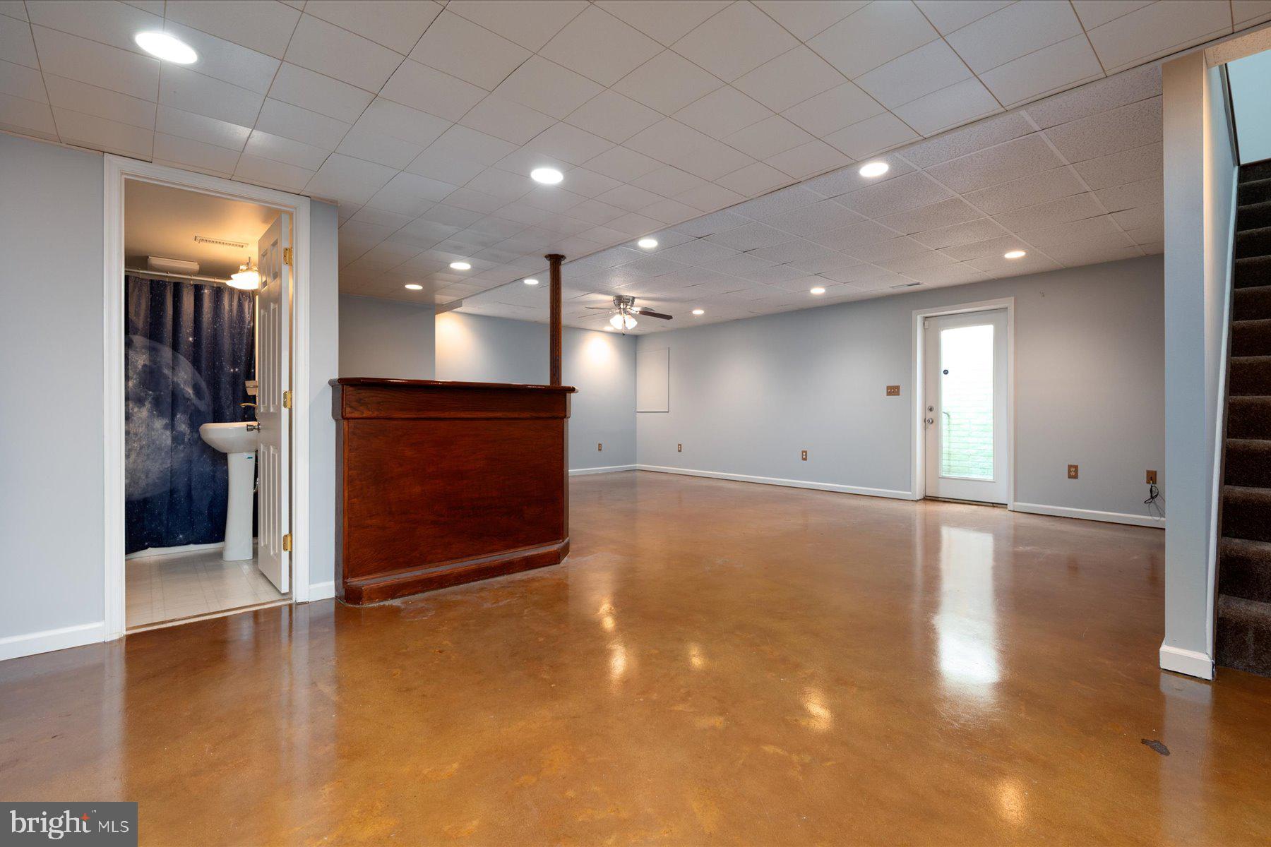 3251 Holland Cliffs Rd