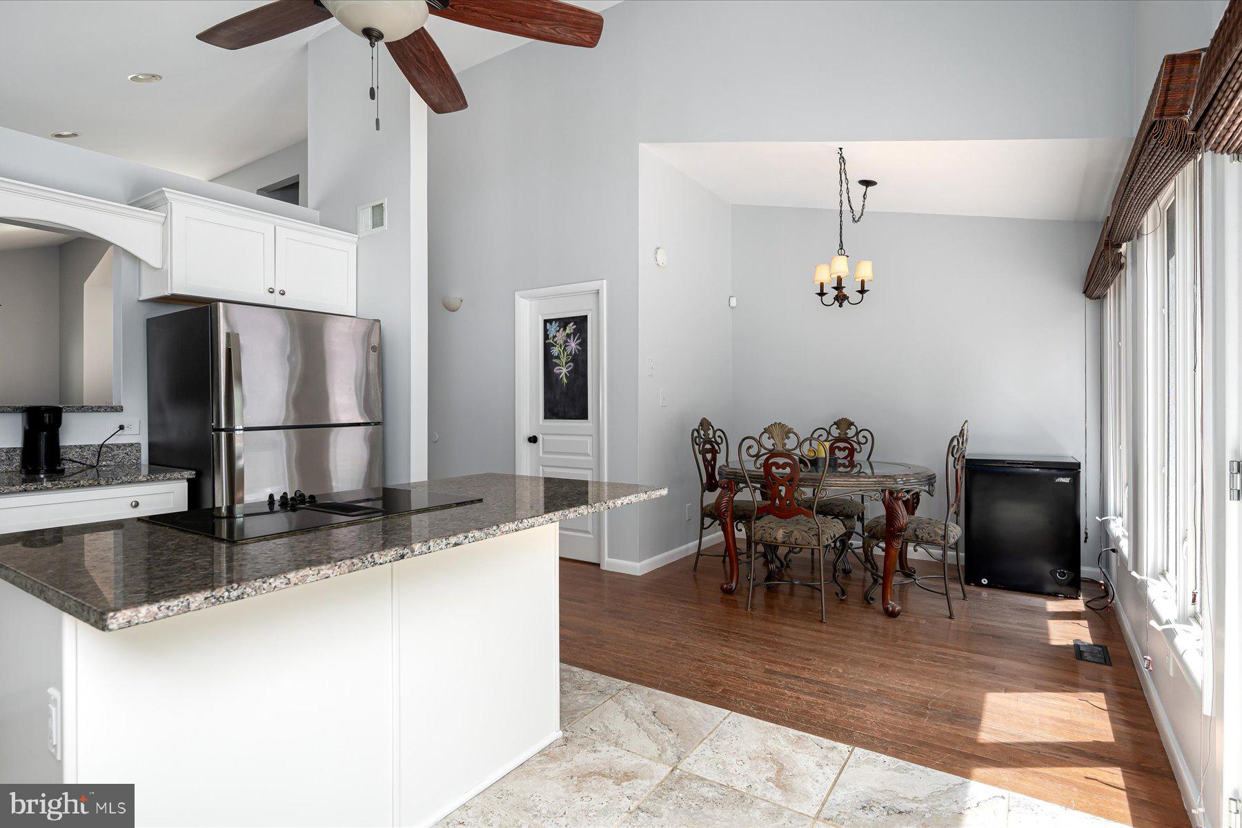 3251 Holland Cliffs Rd