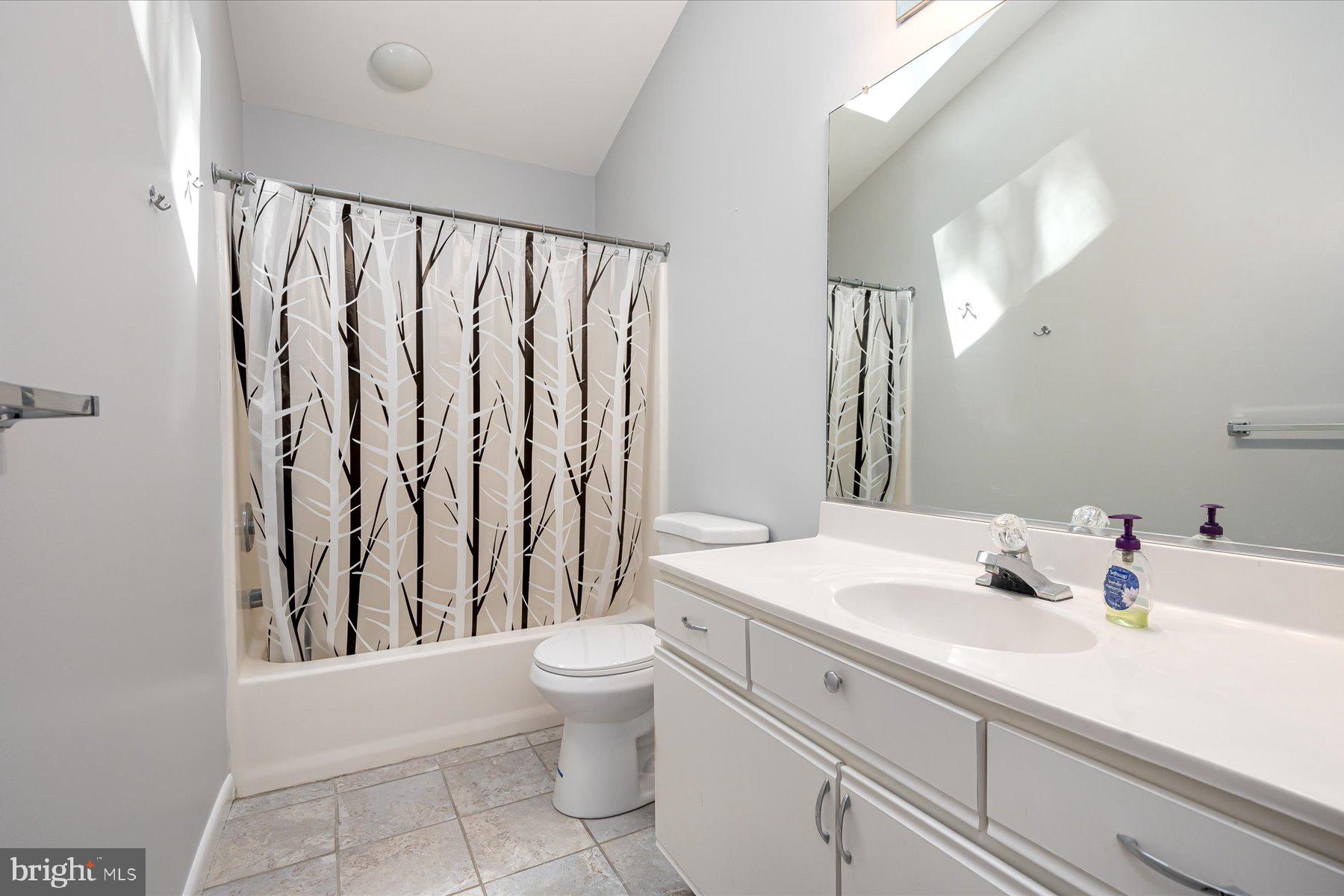 3251 Holland Cliffs Rd