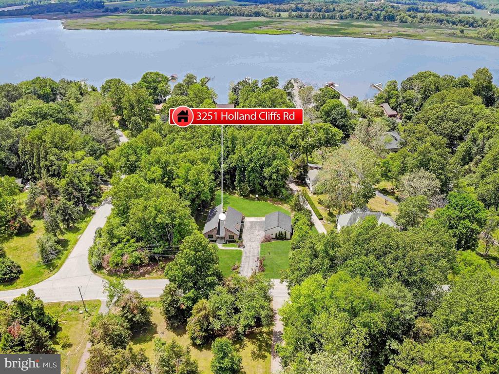 3251 Holland Cliffs Rd