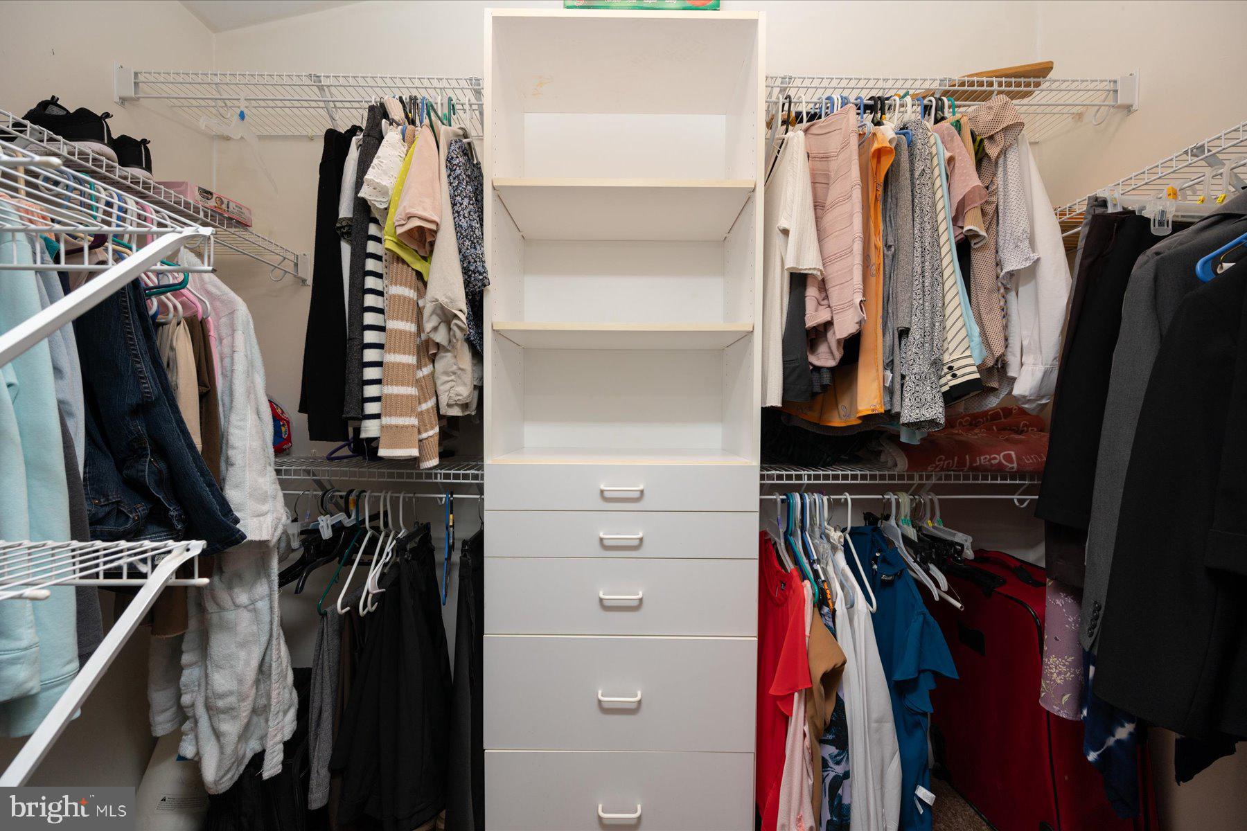 3251 Holland Cliffs Rd