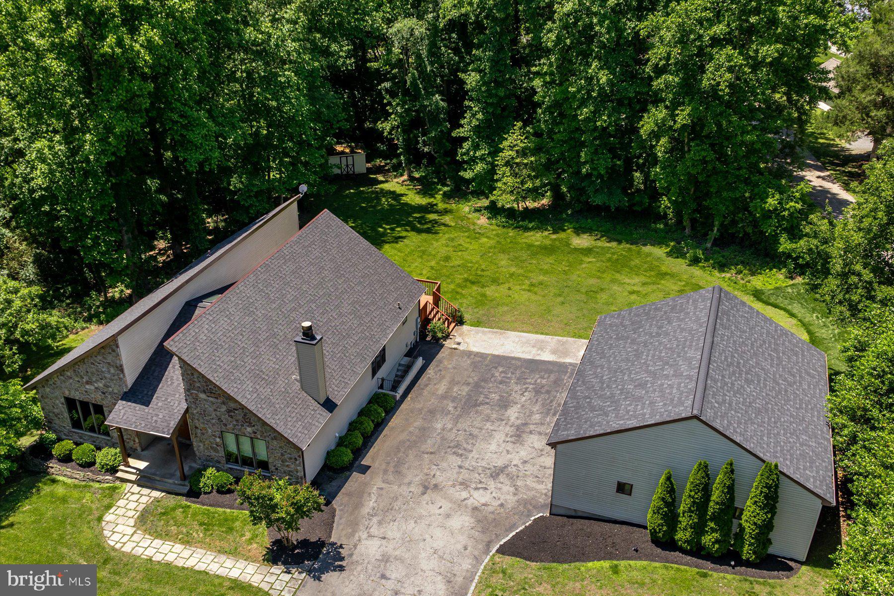 3251 Holland Cliffs Rd