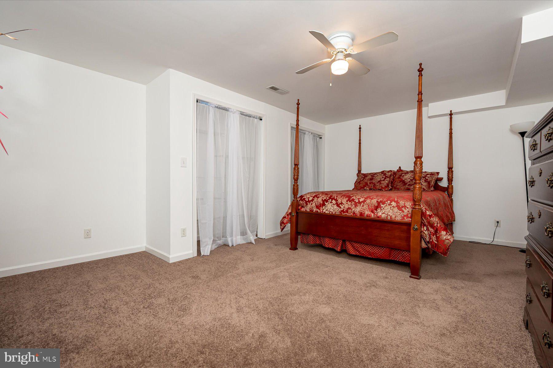 3251 Holland Cliffs Rd