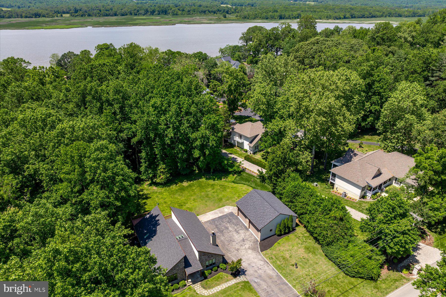 3251 Holland Cliffs Rd