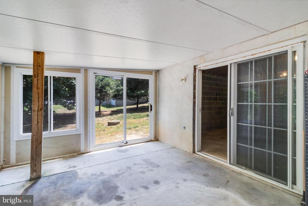 1851 Peace Ct E