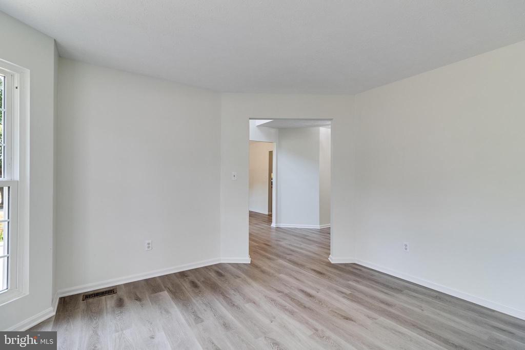 1851 Peace Ct E