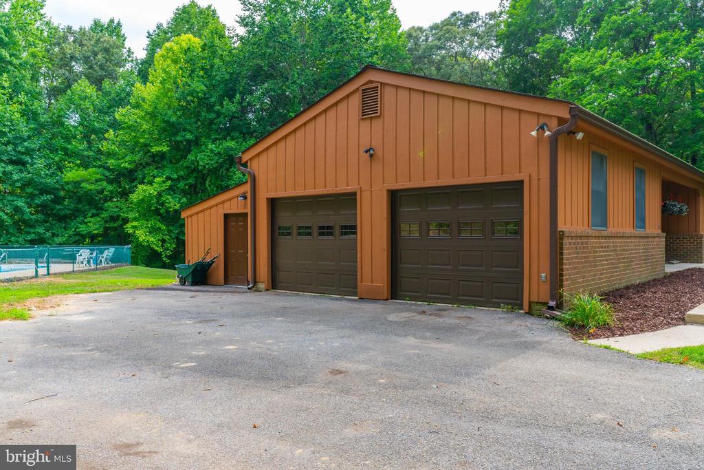 1440 Crow Haven Ln