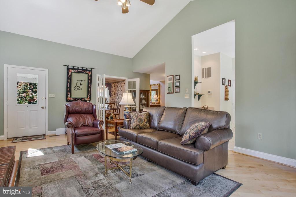 3241 Old Jones Rd