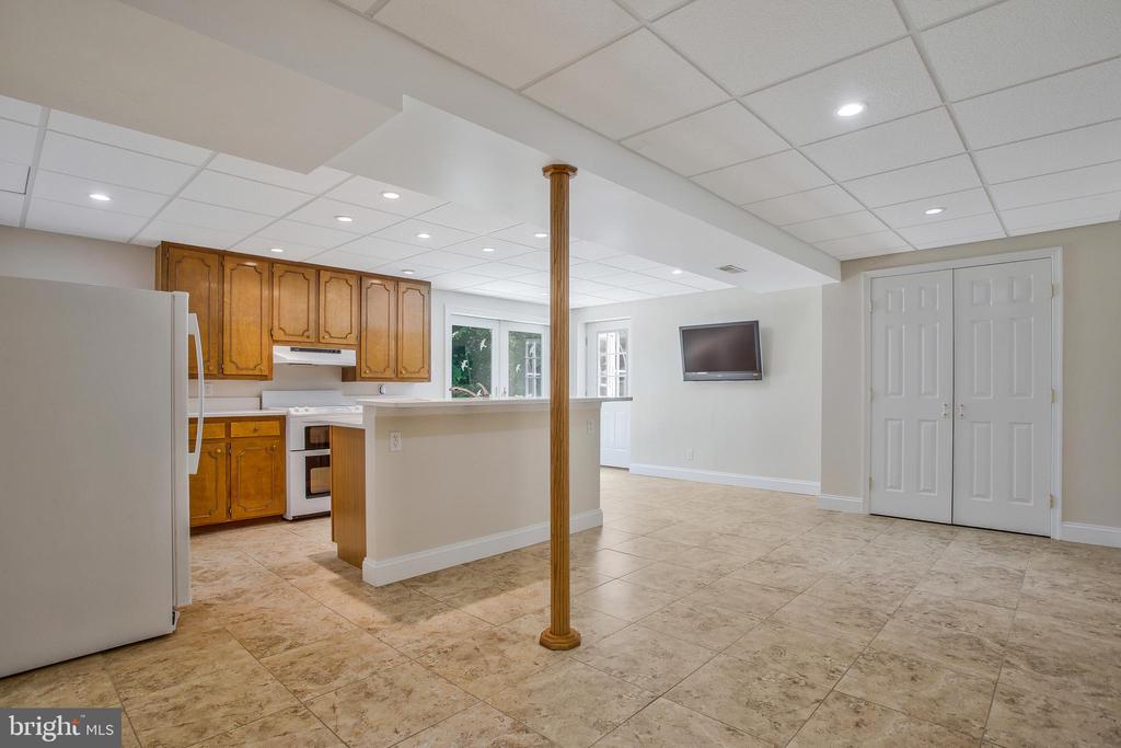 3241 Old Jones Rd