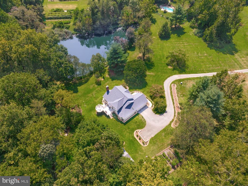 3241 Old Jones Rd
